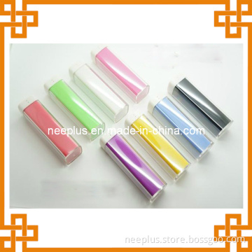Lip Gloss/Lipstick Low Price Power Bank with Full 2000mAh 18650 Battery